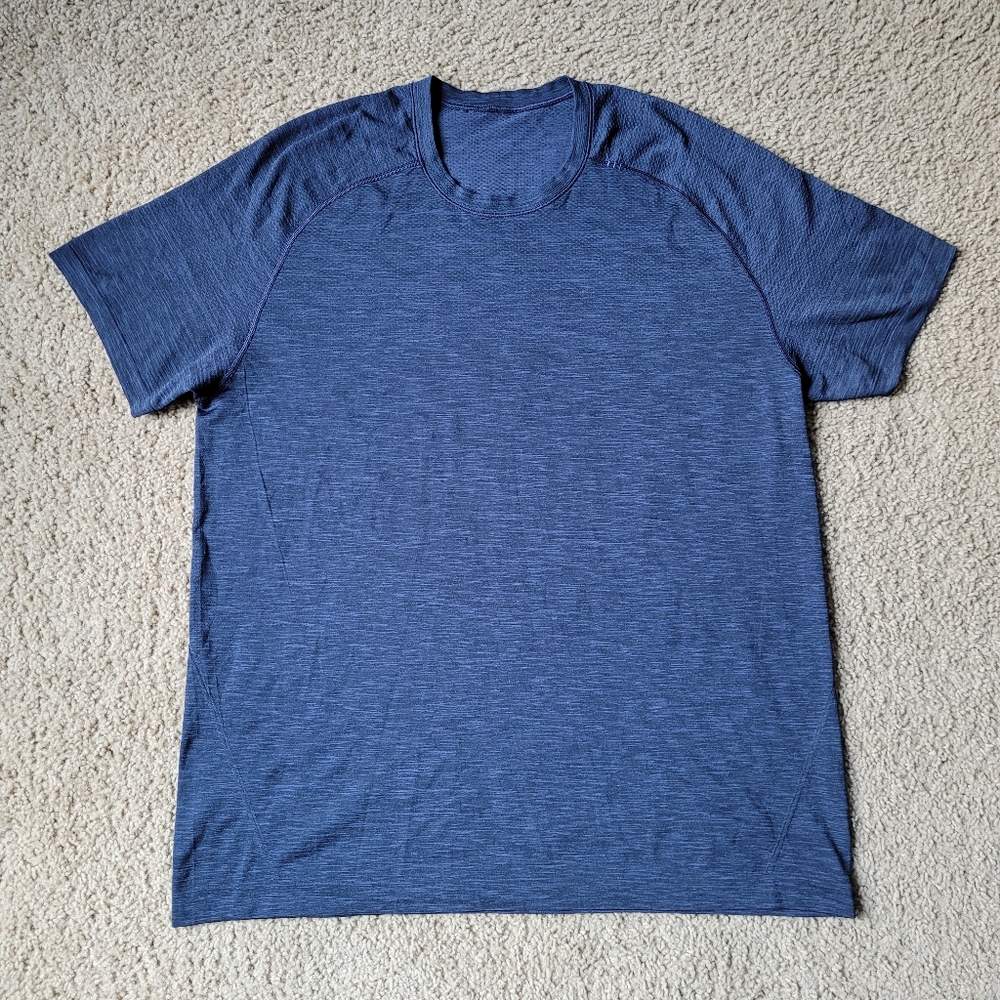 Lululemon Metal Vent Tech Short Sleeve